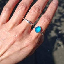Load image into Gallery viewer, Handmade 925 Silver Genuine Small Cobalt Blue Sea Glass Ring Vintage