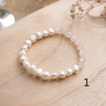 Load image into Gallery viewer, Natural Pink Quartz and Pearl Beaded Elastic Bracelet