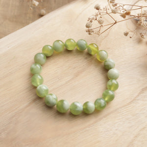Natural Green Grape Milk Foam Jade Beaded Elastic Bracelet
