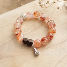 Load image into Gallery viewer, Silver Natural Fanta Petal Crystal Agarwood Beaded Elastic Bracelet
