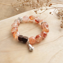 Load image into Gallery viewer, Silver Natural Fanta Petal Crystal Agarwood Beaded Elastic Bracelet