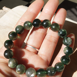 Natural Milk-Cap Green Mica Beaded Elastic Bracelet
