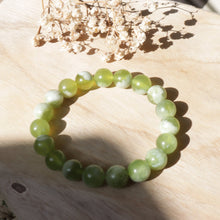 Load image into Gallery viewer, Natural Green Grape Milk Foam Jade Beaded Elastic Bracelet