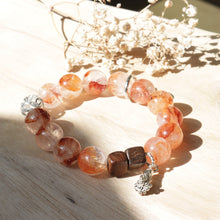 Load image into Gallery viewer, Silver Natural Fanta Petal Crystal Agarwood Beaded Elastic Bracelet