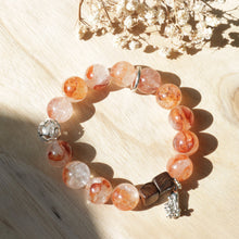 Load image into Gallery viewer, Silver Natural Fanta Petal Crystal Agarwood Beaded Elastic Bracelet