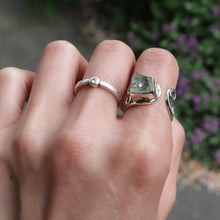 Load image into Gallery viewer, Handmade 925 Sterling Silver Natural Raw Green Crystal Stone Vintage Open Ring