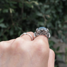 Load image into Gallery viewer, S925 Sterling Silver Natural Heart Shape Shiny Labradorite Stone Vintage Open Ring Adjustable