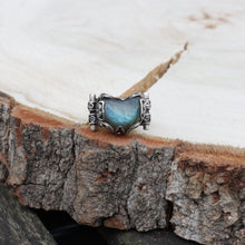 Load image into Gallery viewer, S925 Sterling Silver Natural Heart Shape Shiny Labradorite Stone Vintage Open Ring Adjustable