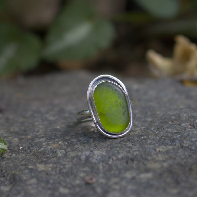 Handmade 925 Silver Genuine Olive Green Sea Glass Vintage Ring
