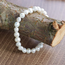Load image into Gallery viewer, Natural Pearl Beads Elastic Bracelets Simple Elegant