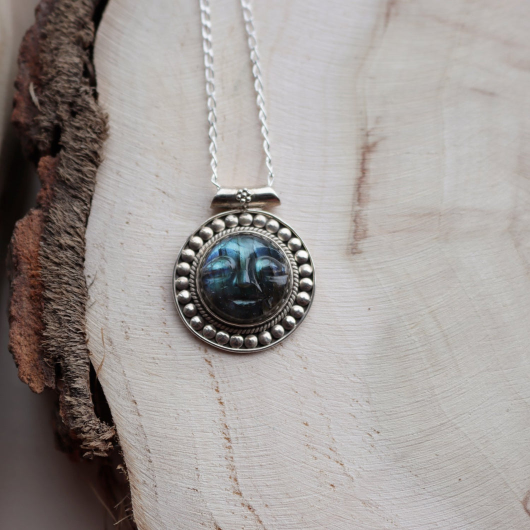 Carved Labradorite smiley Face Silver Pendant Necklace