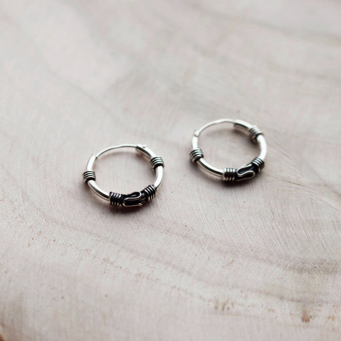 Sterling Silver Vintage Rainbow Moonstone Ring Hoop Earrings