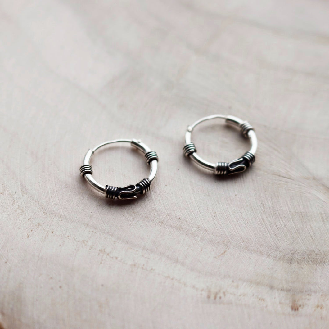 Sterling Silver Vintage Rainbow Moonstone Ring Hoop Earrings
