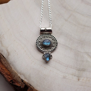 Vintage Sterling Silver Labradorite Pendant Necklace